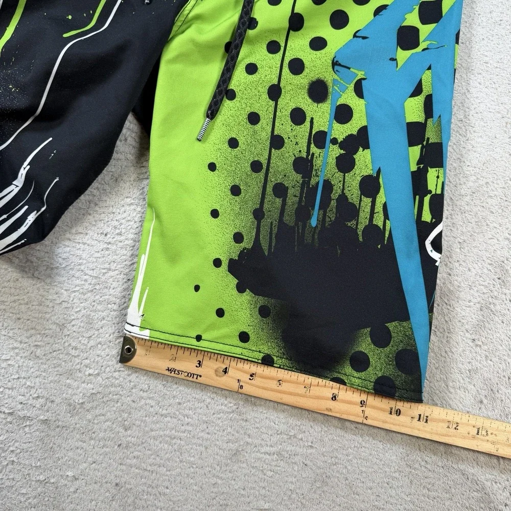 Fox orders hole